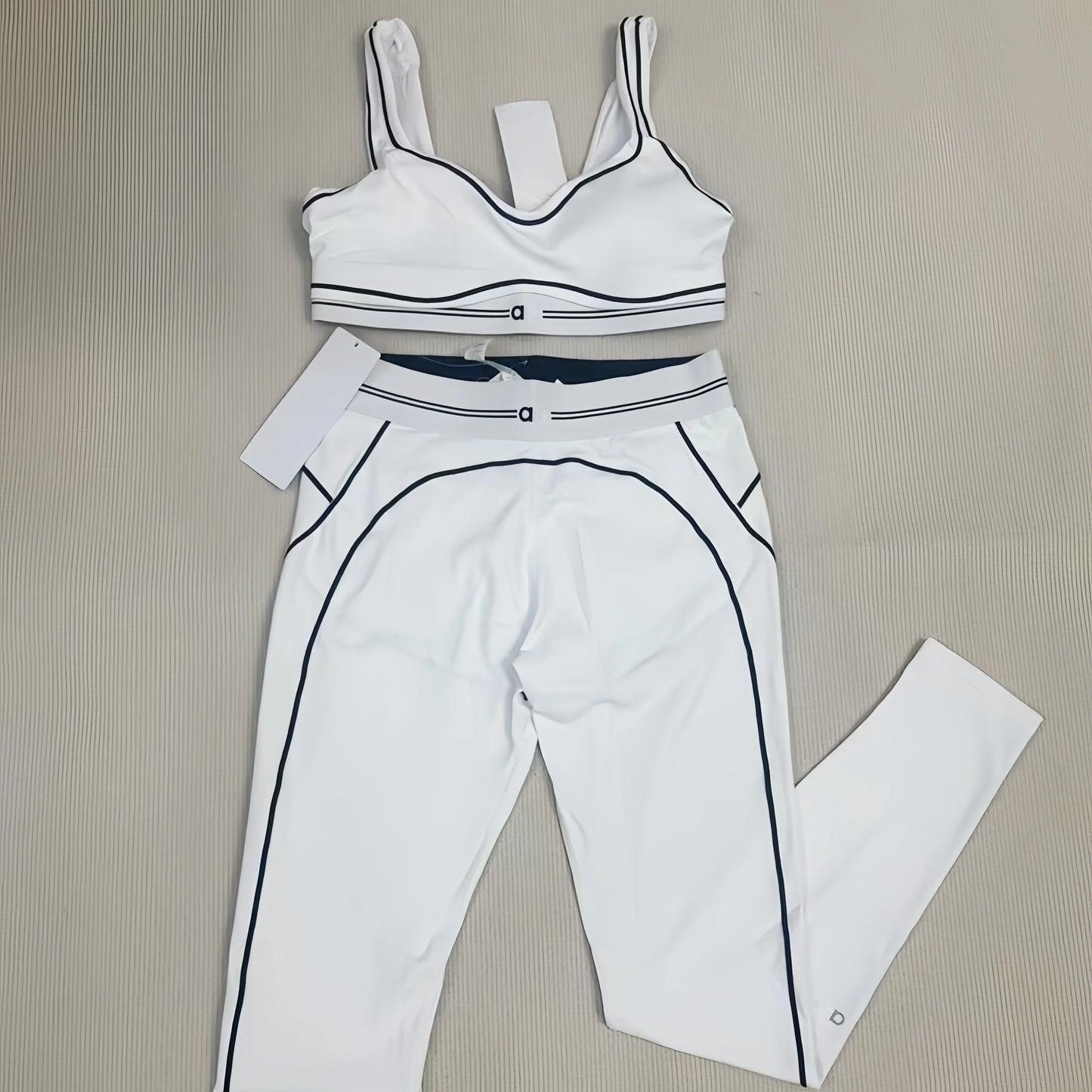 2025 Designer Ladies' new letter fashion Yoga sportswear Casual two-piece set, yoga wear, vest, high-waisted fitness set